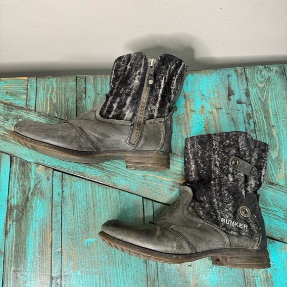 Bunker Grey Distressed Side Zip Mixed Media Steampunk Ankle Boots Size 6.5 - Picture 6 of 15